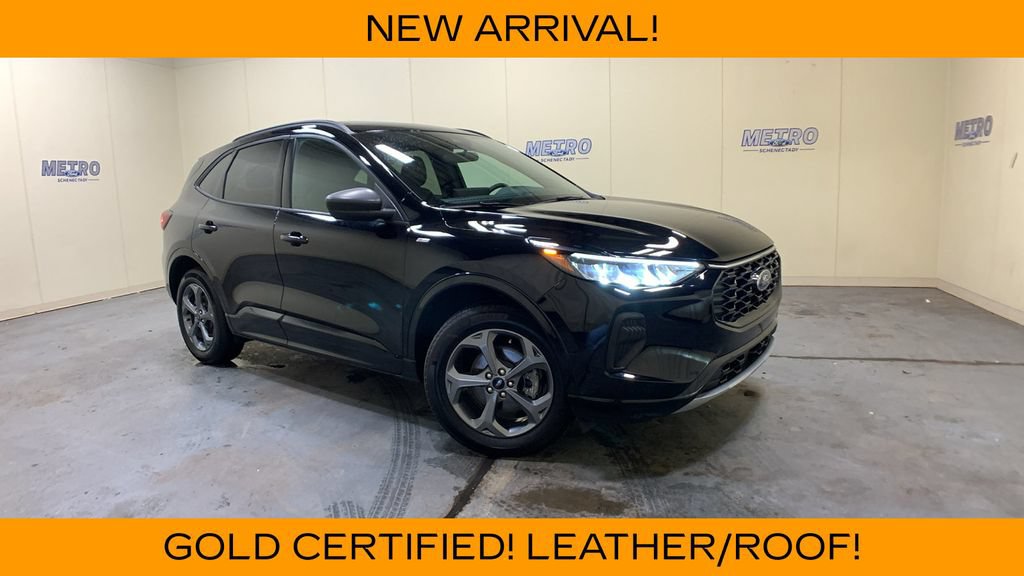 Used 2024 Ford Escape ST-Line w/ Tech Pack #1