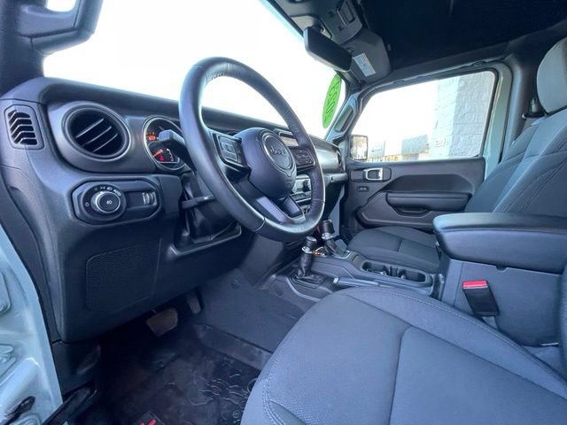 Used 2023 Jeep Wrangler Sport AWD/4WD image 15