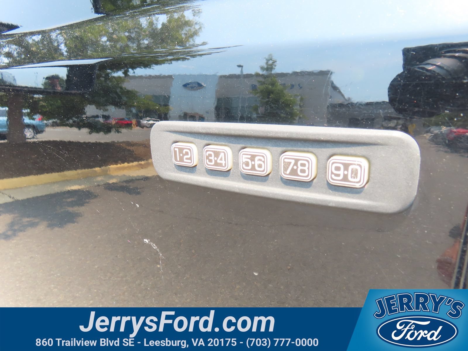 Used 2016 Ford F250 King Ranch w/ Snow Plow Prep Package AWD/4WD image 8