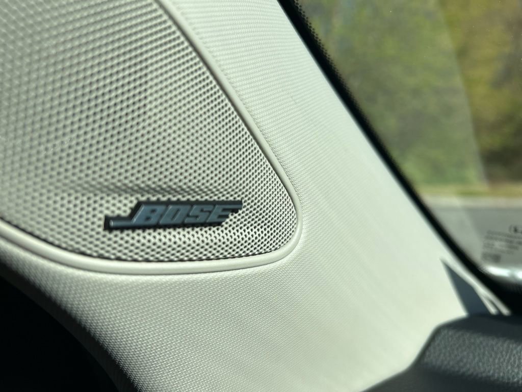 Used 2025 Honda Pilot Touring image 14