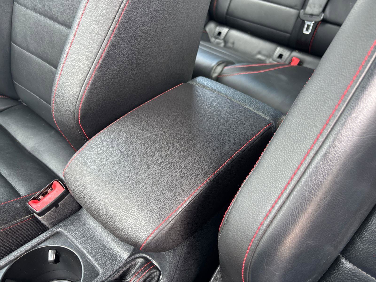 Used 2016 Volkswagen GTI SE FWD image 33