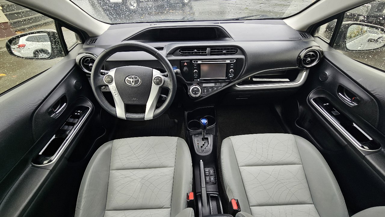 Used 2015 Toyota Prius C Four image 15