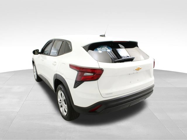 Certified 2025 Chevrolet Trax LS FWD image 7