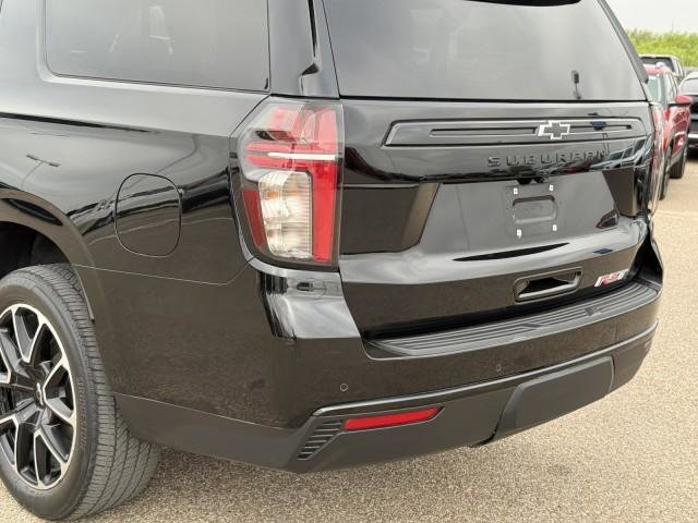Used 2023 Chevrolet Suburban RST w/ Luxury Package image 16