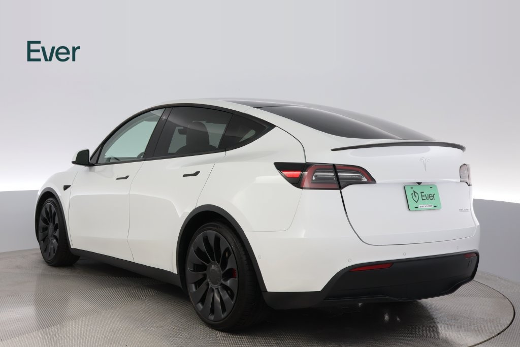 Used 2022 Tesla Model Y Performance AWD/4WD image 17