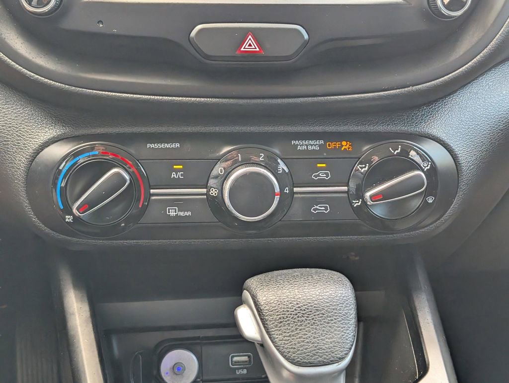 Used 2022 Kia Soul LX w/ Technology Package FWD image 27