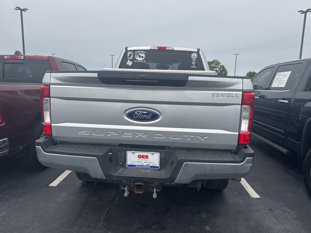 Used 2019 Ford F250 XL w/ STX Appearance Package AWD/4WD image 5