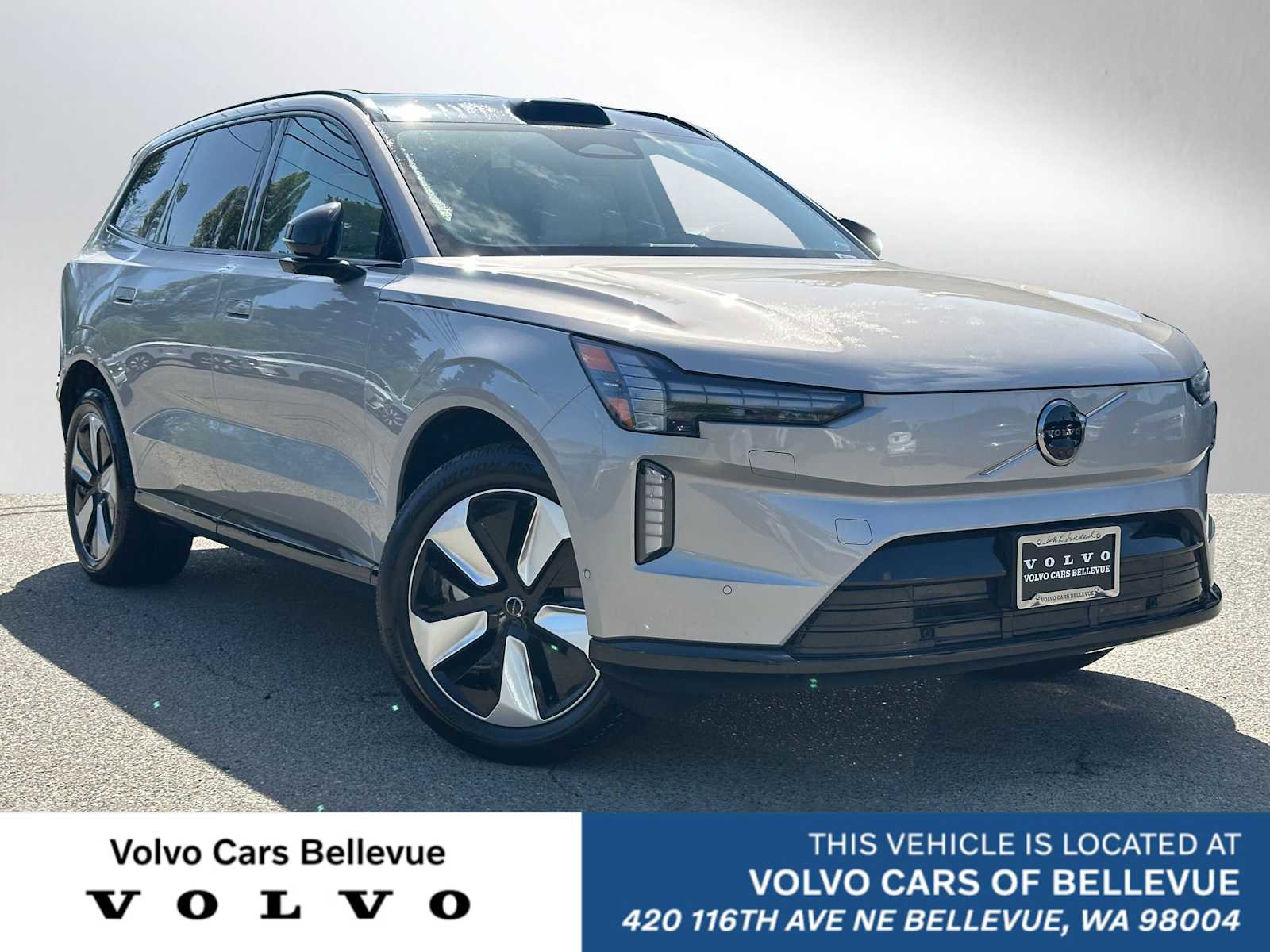 Used 2025 Volvo EX90 Plus AWD/4WD image 1