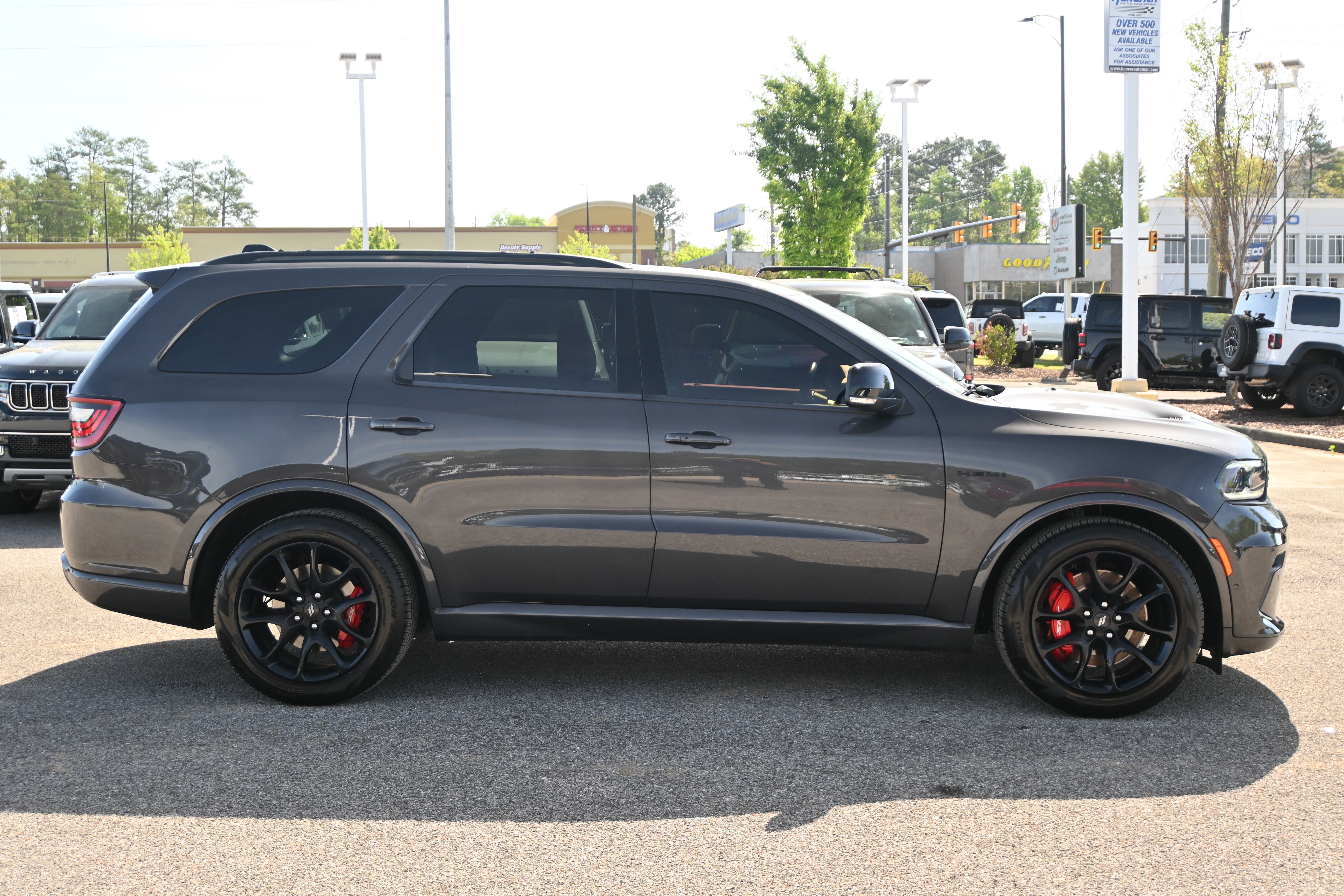 Used 2024 Dodge Durango R/T w/ Tow 'N Go Package image 19