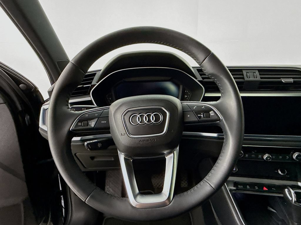 Used 2019 Audi Q3 2.0T Premium Plus AWD/4WD image 12