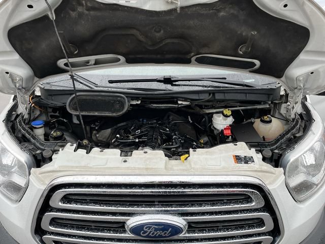 Used 2018 Ford Transit 350 XLT image 19