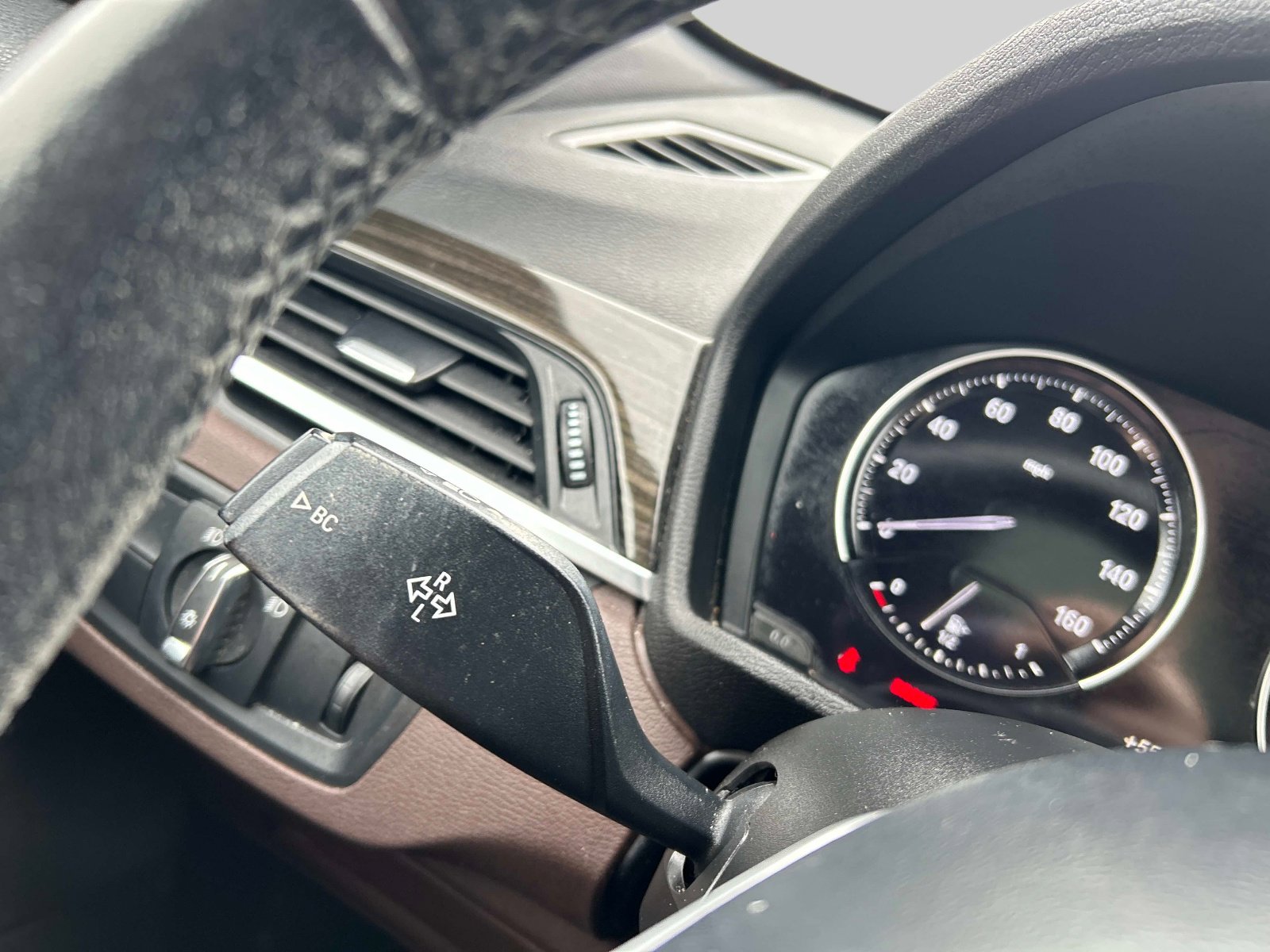 Used 2018 BMW X1 xDrive28i w/ Convenience Package AWD/4WD image 28