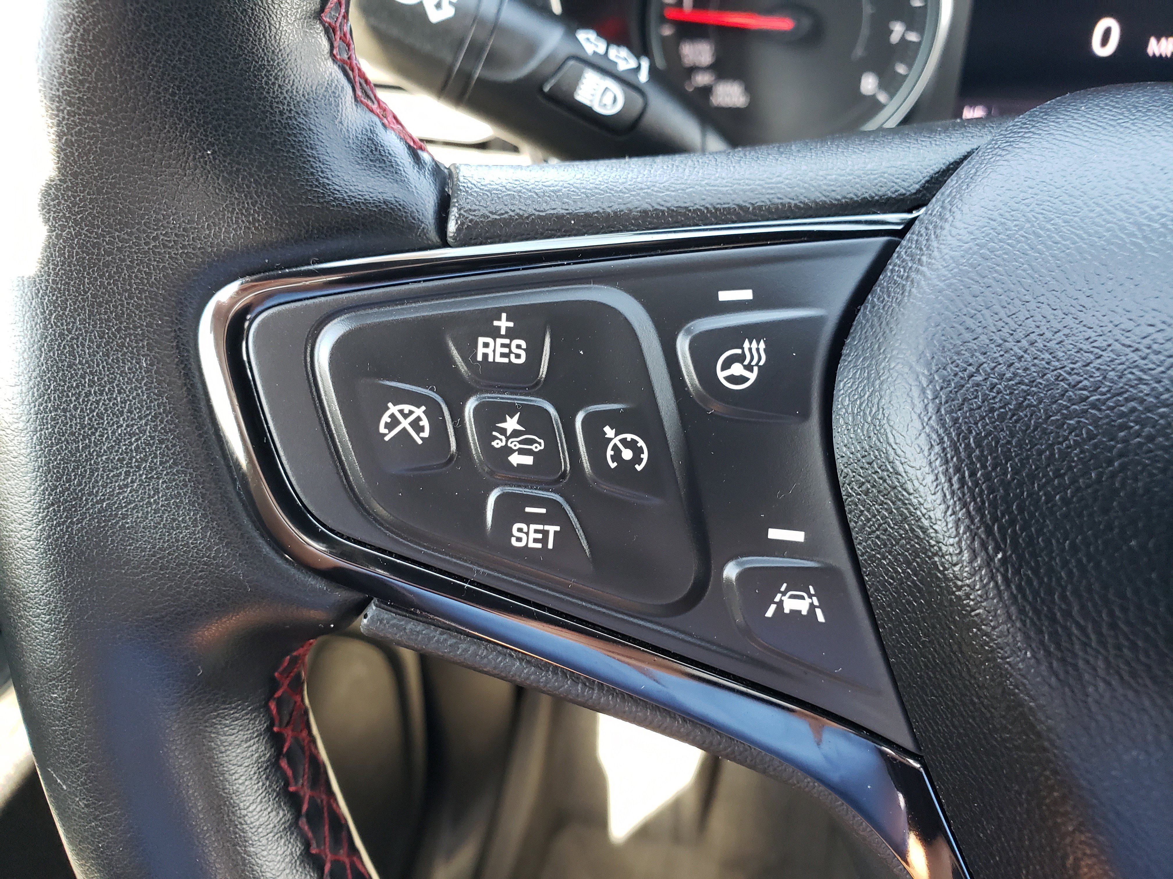 Used 2023 Chevrolet Equinox RS w/ RS Leather Package FWD image 16