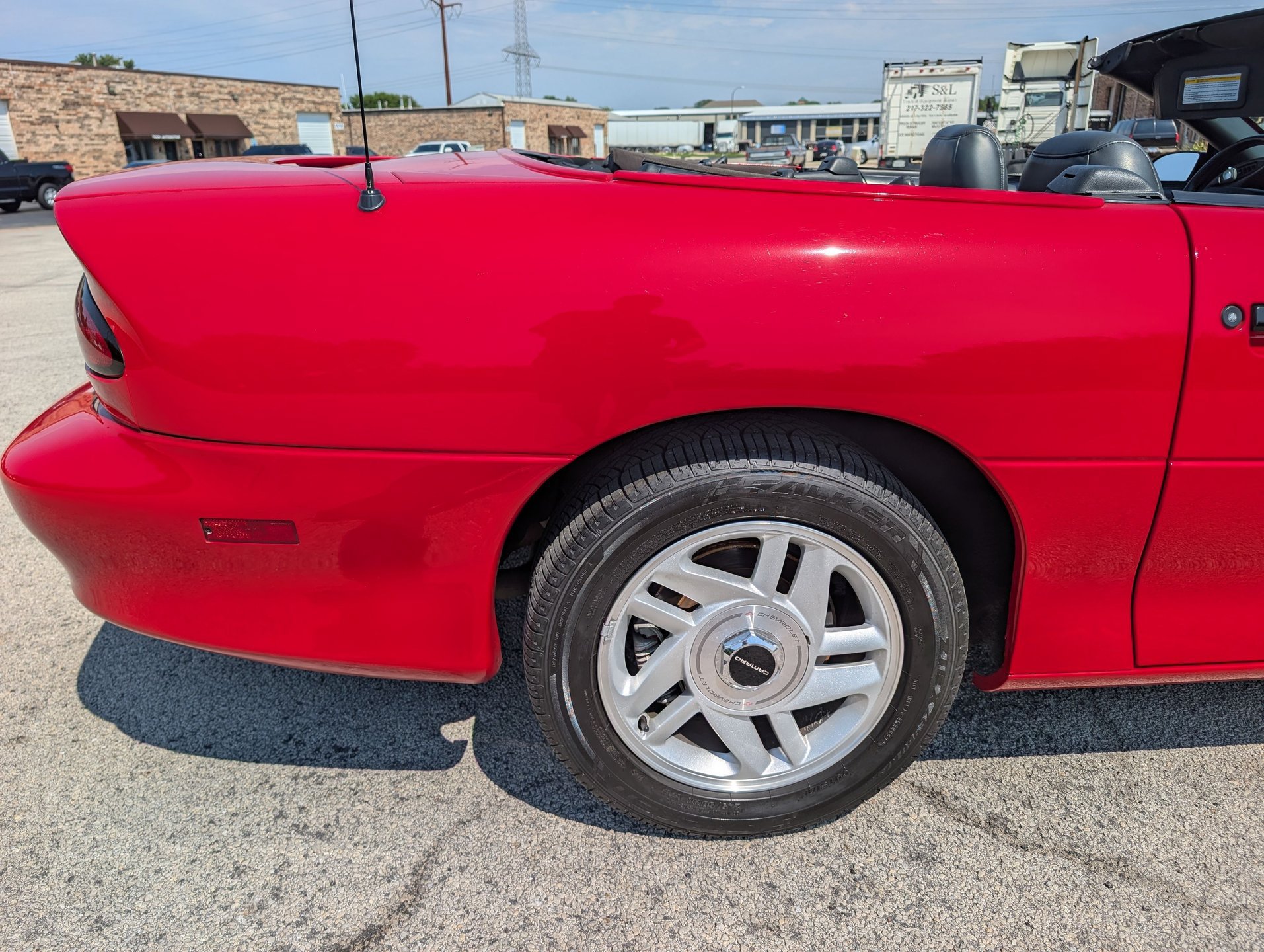 Used 1994 Chevrolet Camaro Z28 RWD image 45