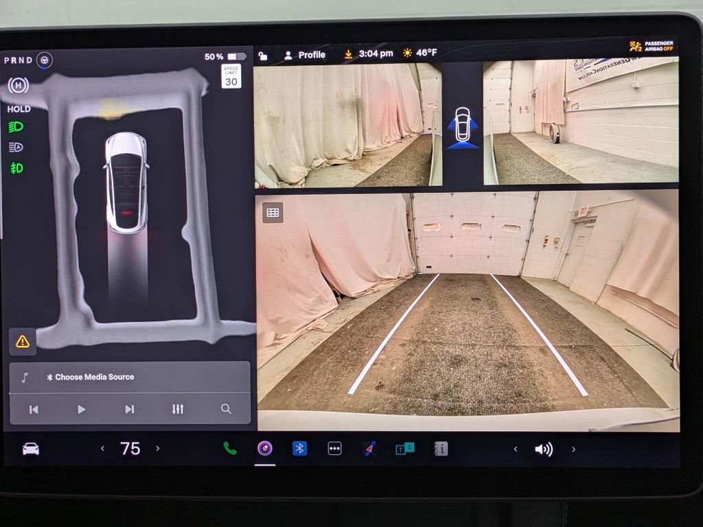 Used 2025 Tesla Model Y Long Range image 8