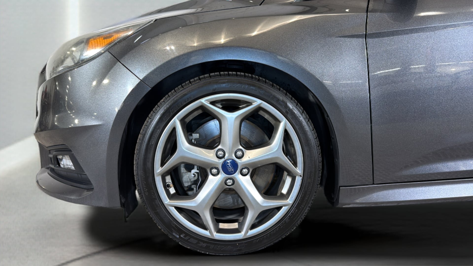 Used 2016 Ford Focus ST FWD image 36