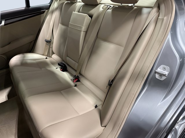 Used 2013 Mercedes-Benz C 300 4MATIC Sedan image 28
