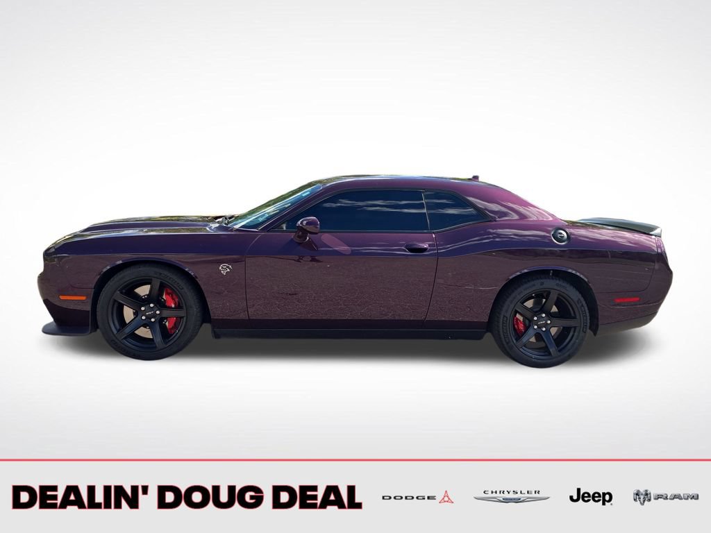 Used 2022 Dodge Challenger SRT Hellcat w/ Plus Package RWD image 3