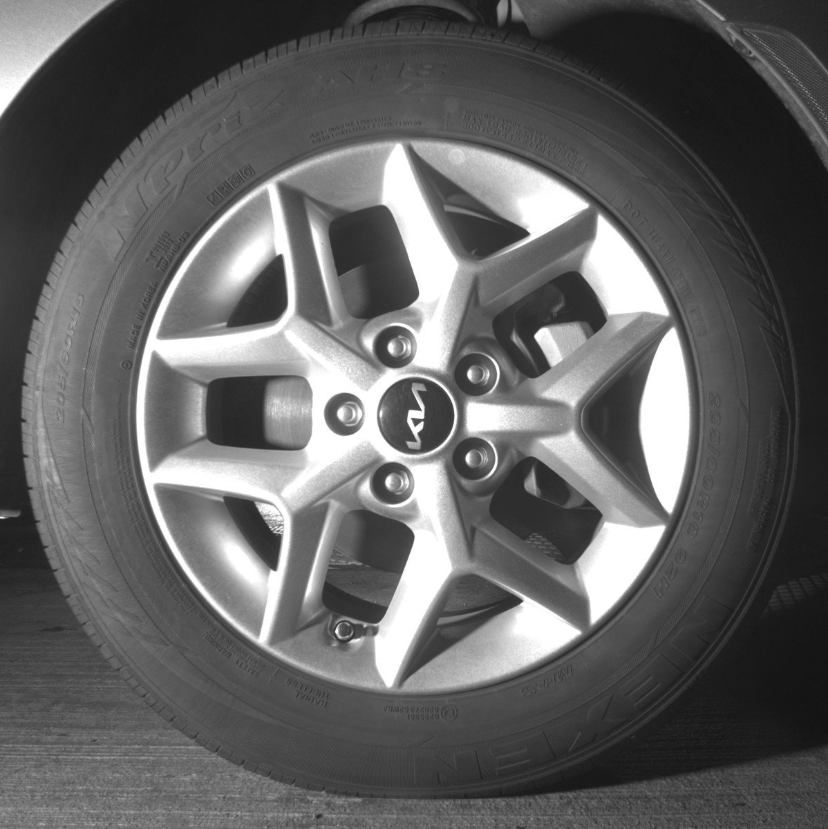 Used 2025 Kia Soul LX w/ LX Technology Package image 13