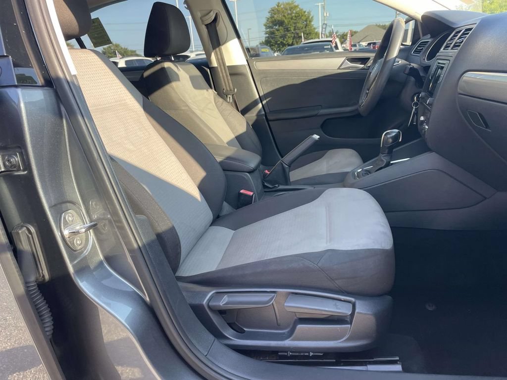 Used 2017 Volkswagen Jetta S FWD image 9