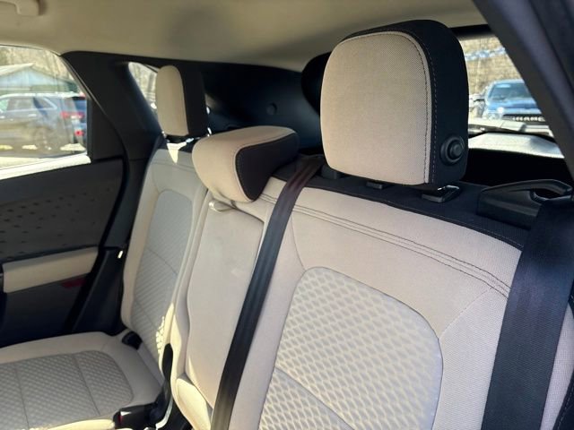 Used 2020 Ford Escape SE image 11