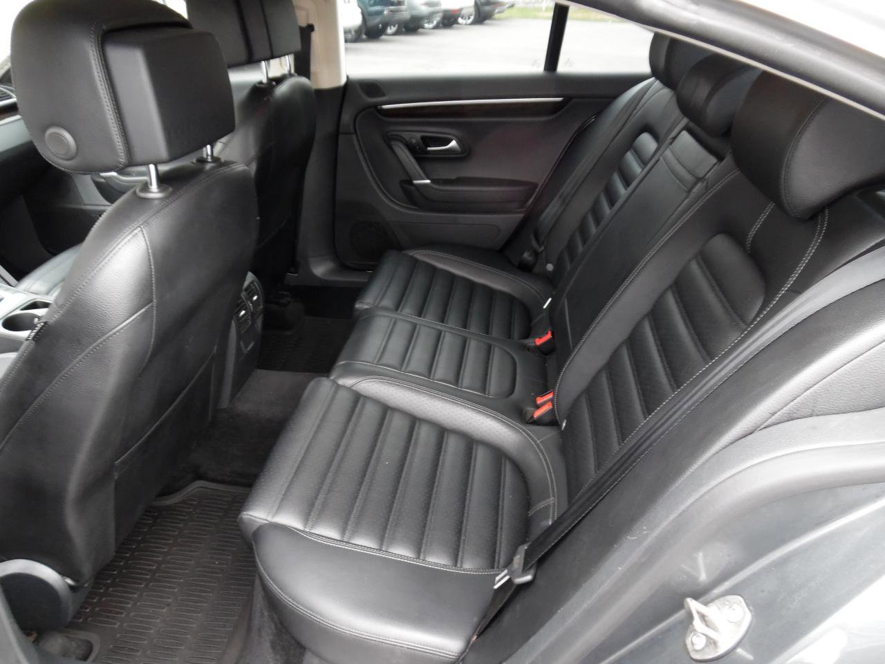 Used 2017 Volkswagen CC Sport image 18