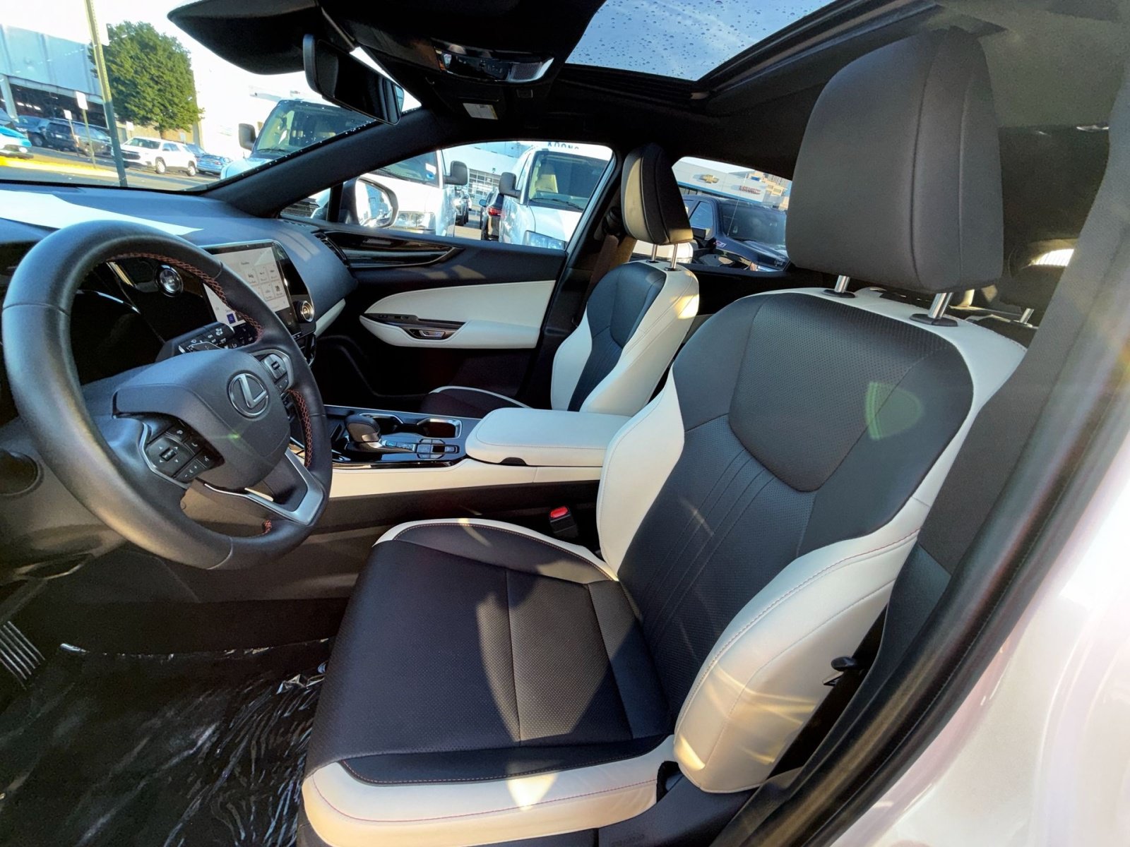 Used 2024 Lexus NX 350 AWD w/ Cold Area Package image 13