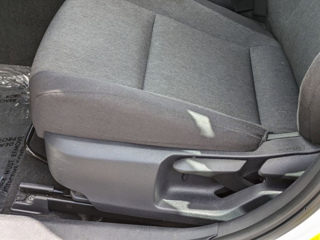 Used 2025 Toyota Camry LE image 15