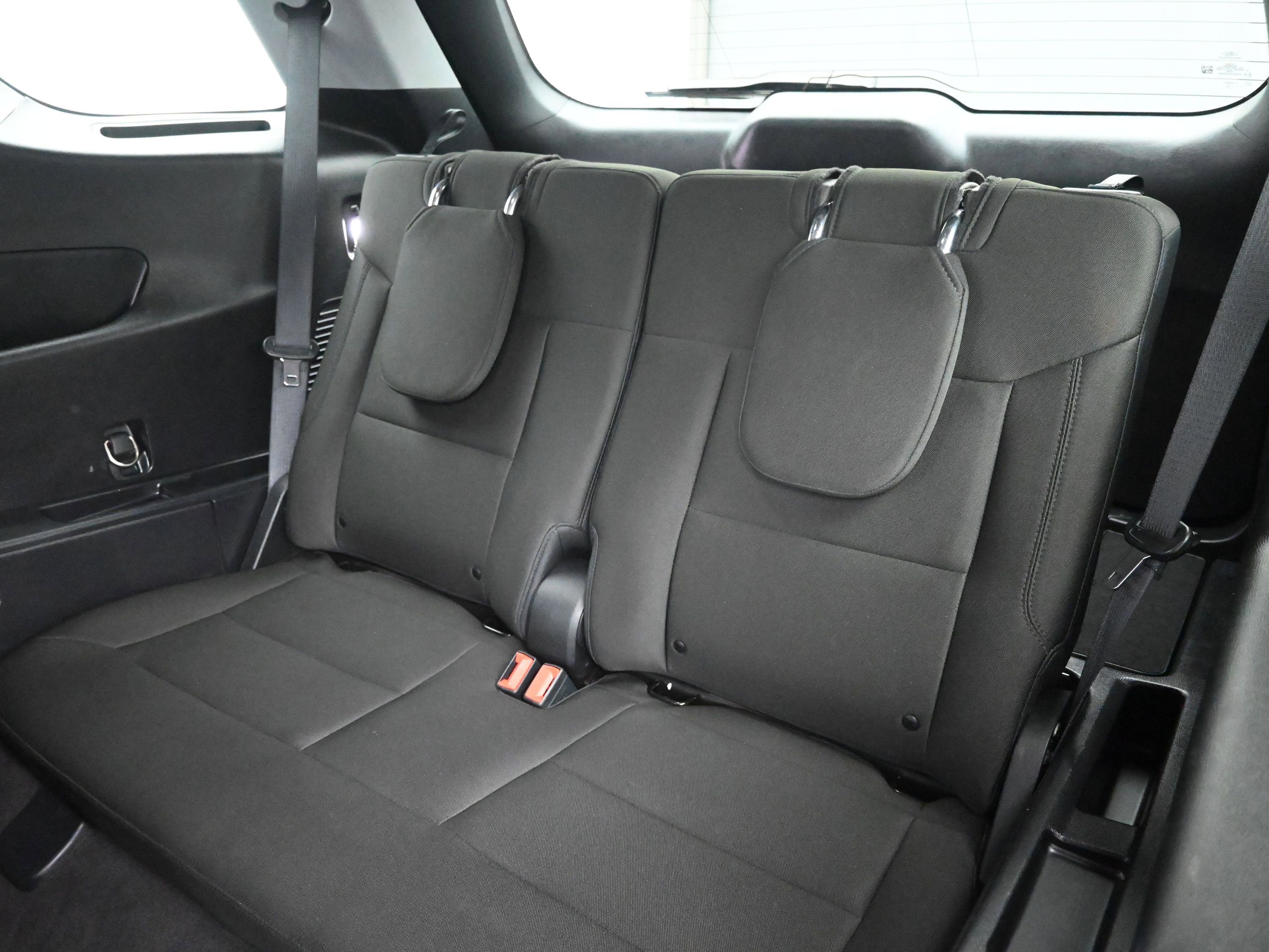 Used 2022 Ford Explorer XLT image 23