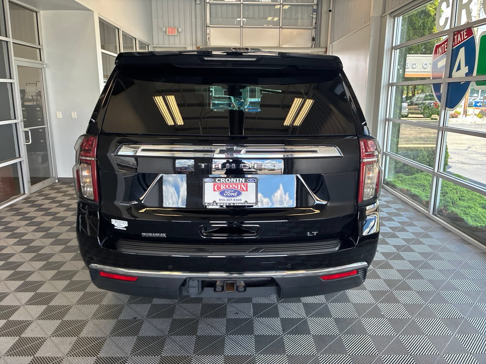 Used 2023 Chevrolet Tahoe LT w/ LT Signature Package AWD/4WD image 5