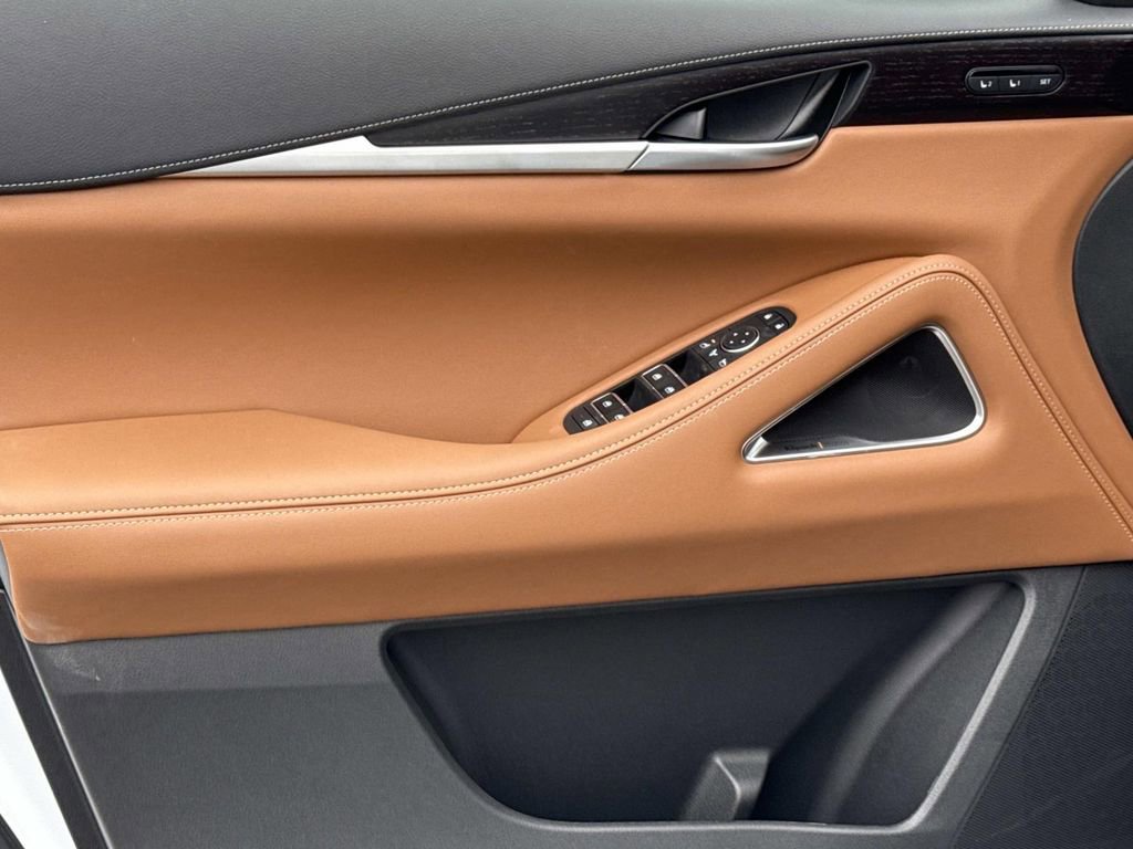 New 2026 INFINITI QX60 Autograph w/ Dark Cargo Package image 14