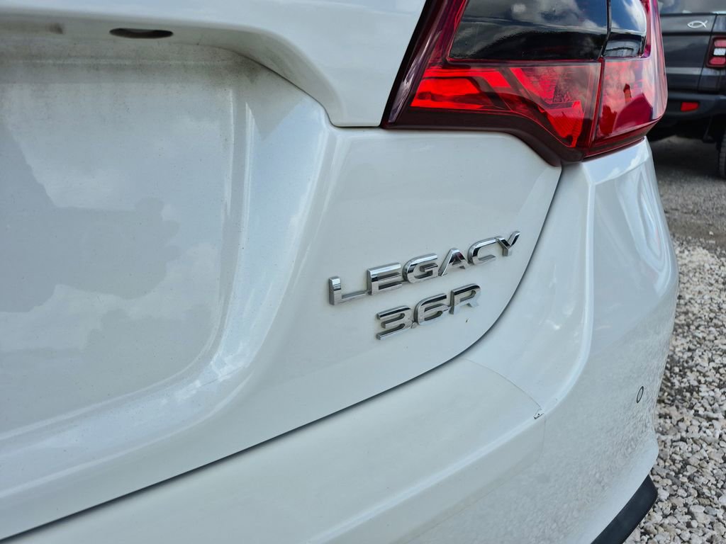 Used 2018 Subaru Legacy 3.6R Limited image 11