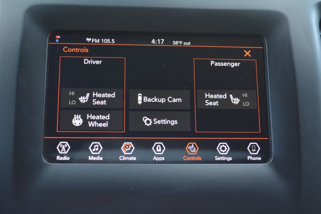 Used 2020 Jeep Cherokee Latitude Plus w/ Cold Weather Group image 22