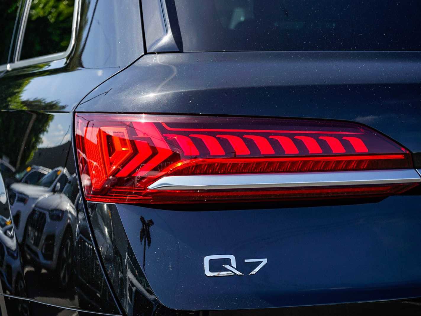 Used 2023 Audi Q7 Premium Plus w/ Premium Plus Package image 9