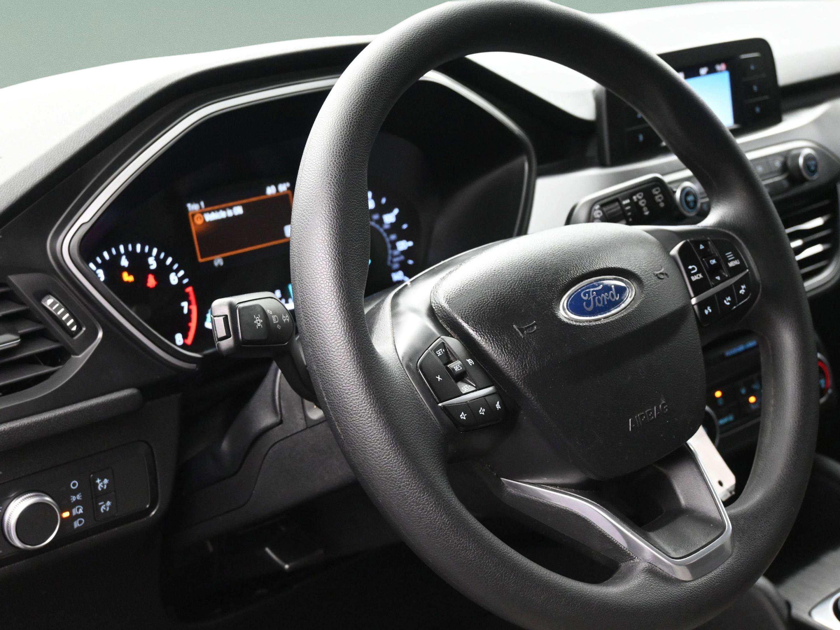 Used 2020 Ford Escape S image 16