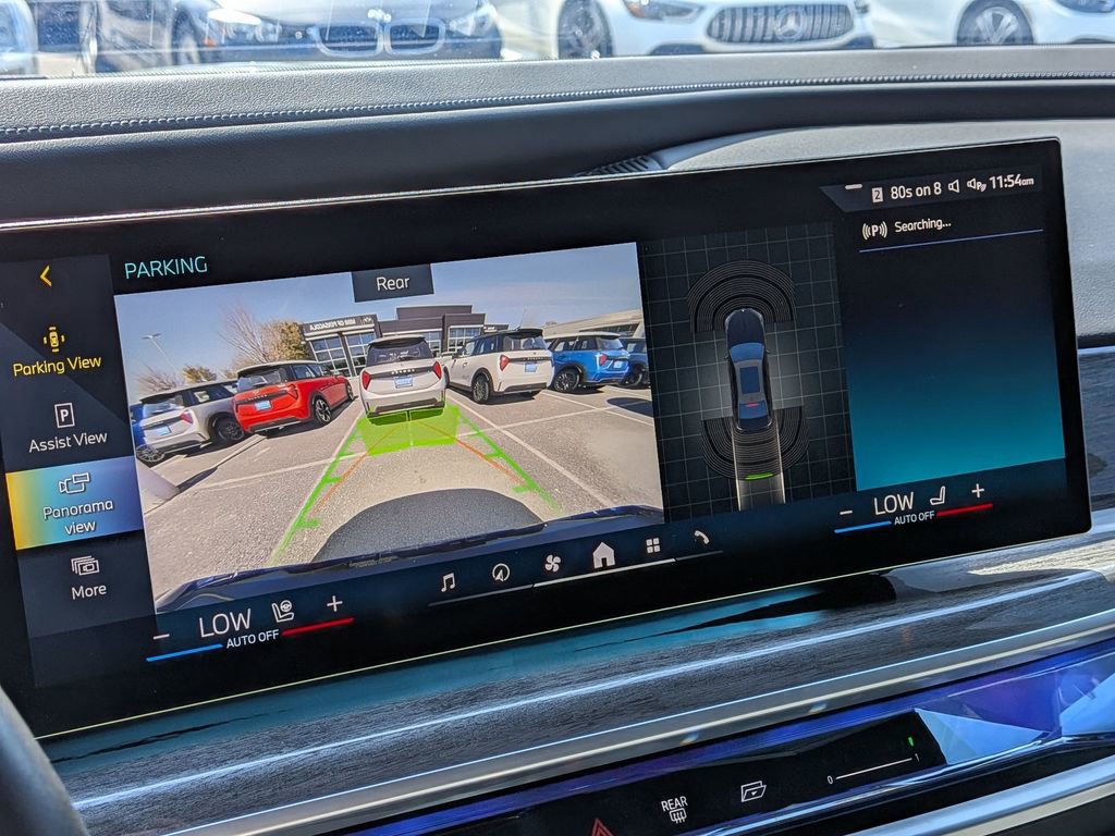 Used 2024 BMW 740i xDrive image 18