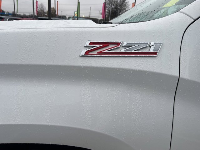Used 2022 Chevrolet Silverado 1500 LT w/ Z71 Off-Road Package image 11