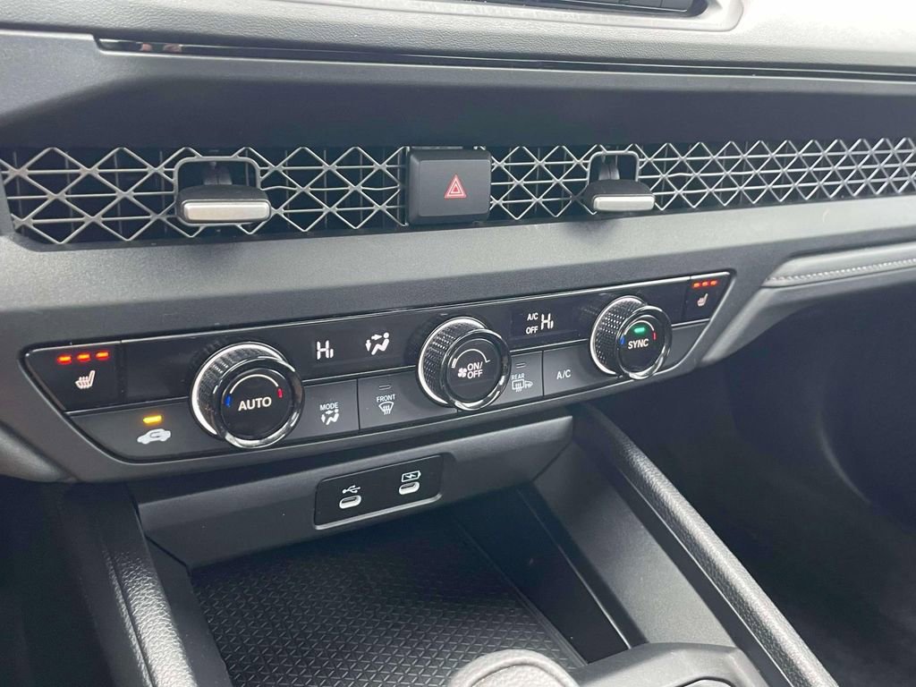 Certified 2024 Honda Accord EX image 29