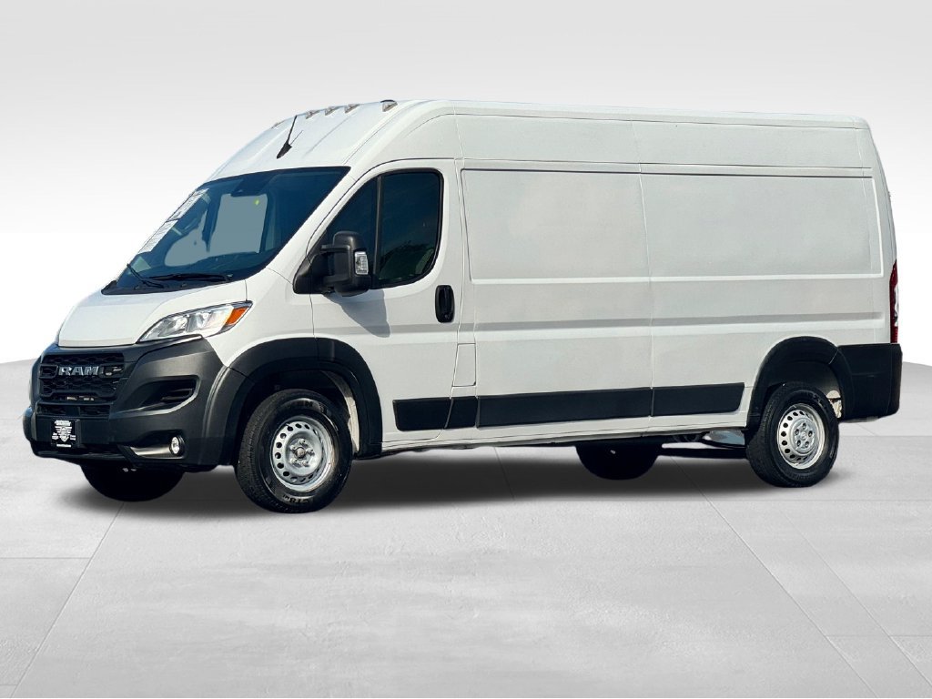 Used 2024 RAM ProMaster 2500 w/ Convenience Group FWD image 3