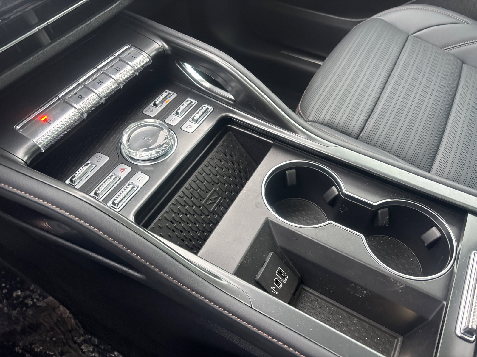 New 2026 Lincoln Nautilus Reserve w/ Jet Appearance Package AWD/4WD image 24
