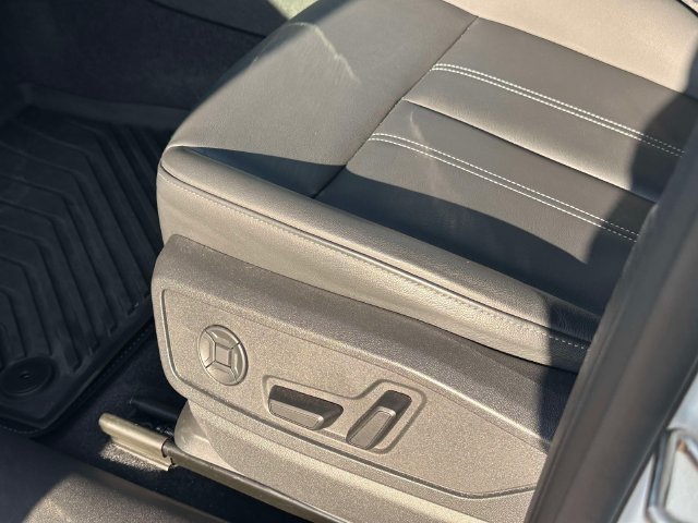 Used 2025 Audi Q5 Premium Plus w/ Premium Plus AWD/4WD image 22