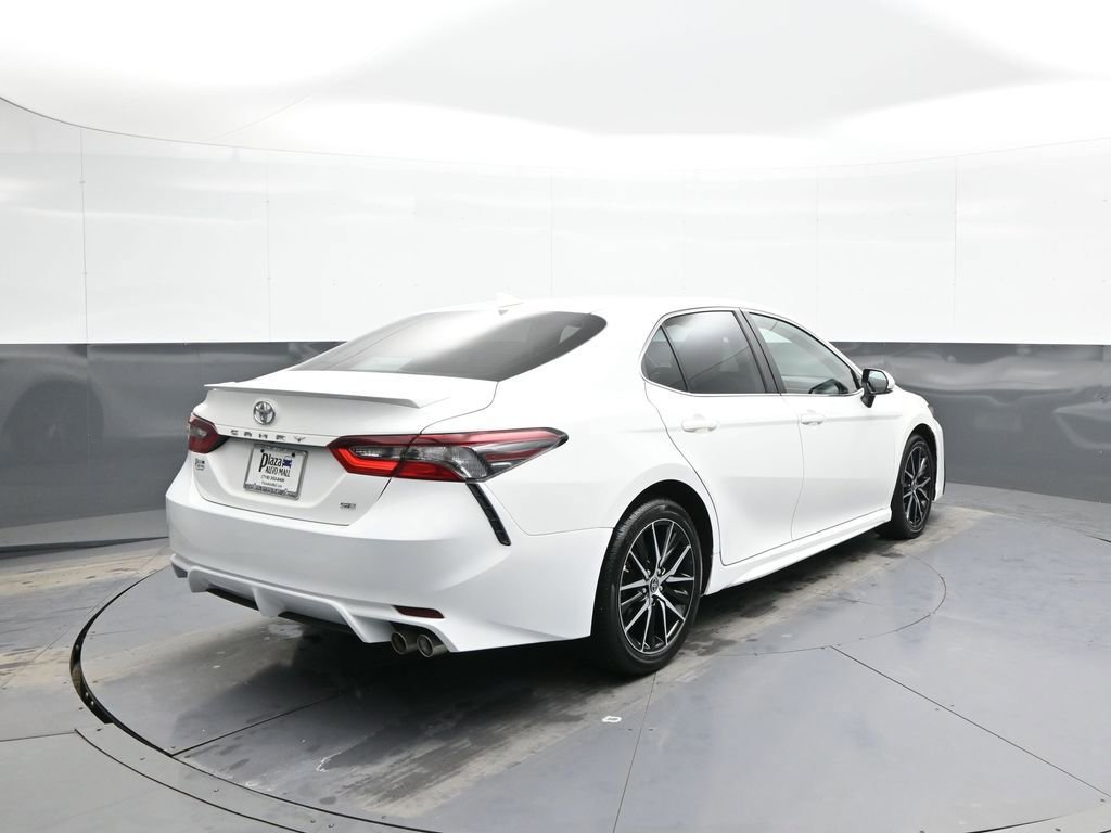 Certified 2023 Toyota Camry SE image 6