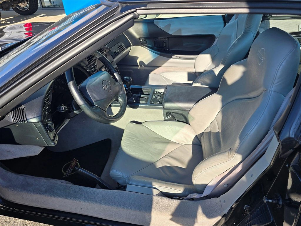 Used 1994 Chevrolet Corvette ZR1 image 18