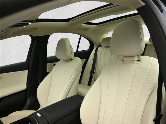 New 2026 Mercedes-Benz E 350 4MATIC Sedan image 9