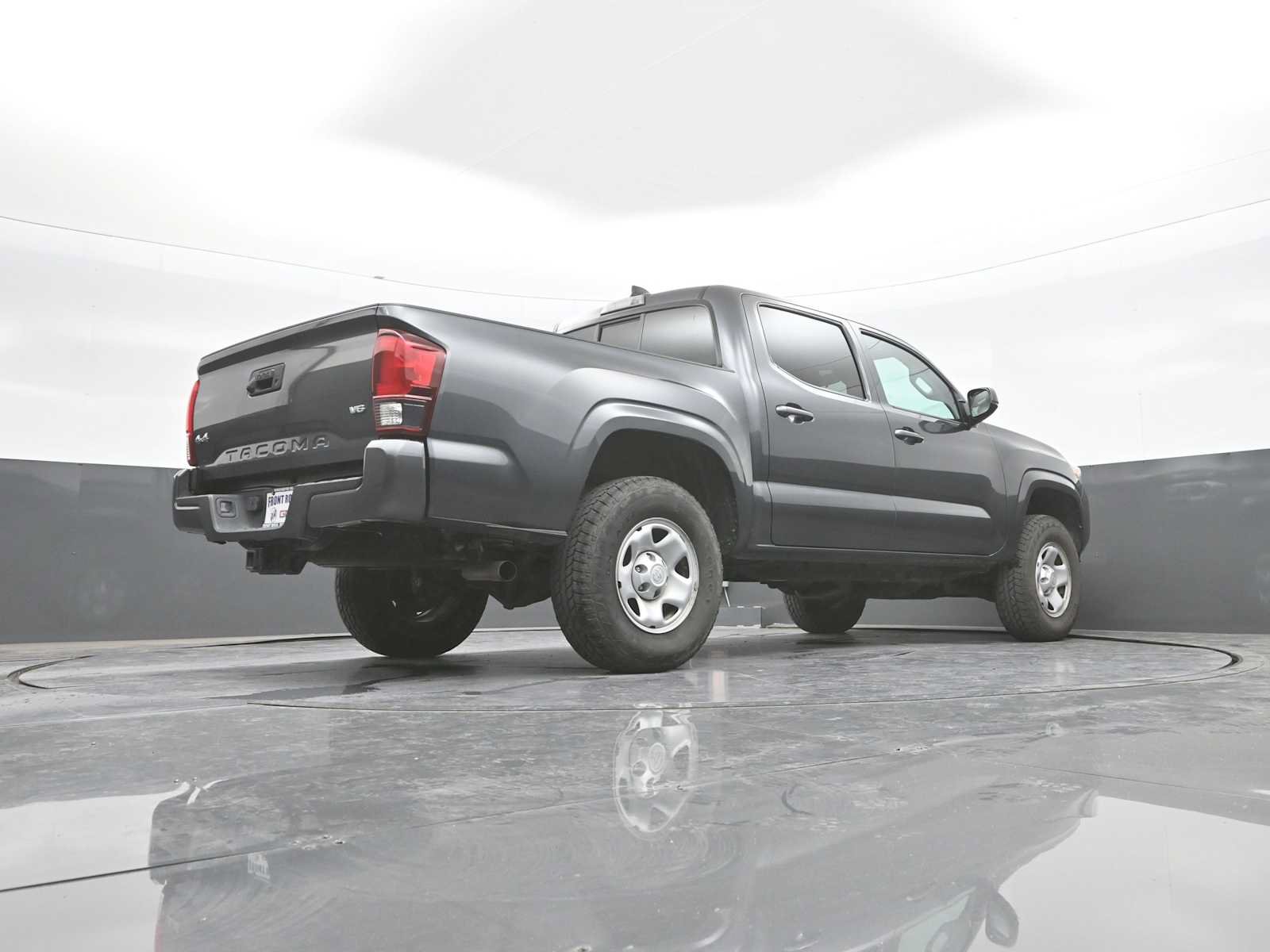 Used 2022 Toyota Tacoma SR AWD/4WD image 42
