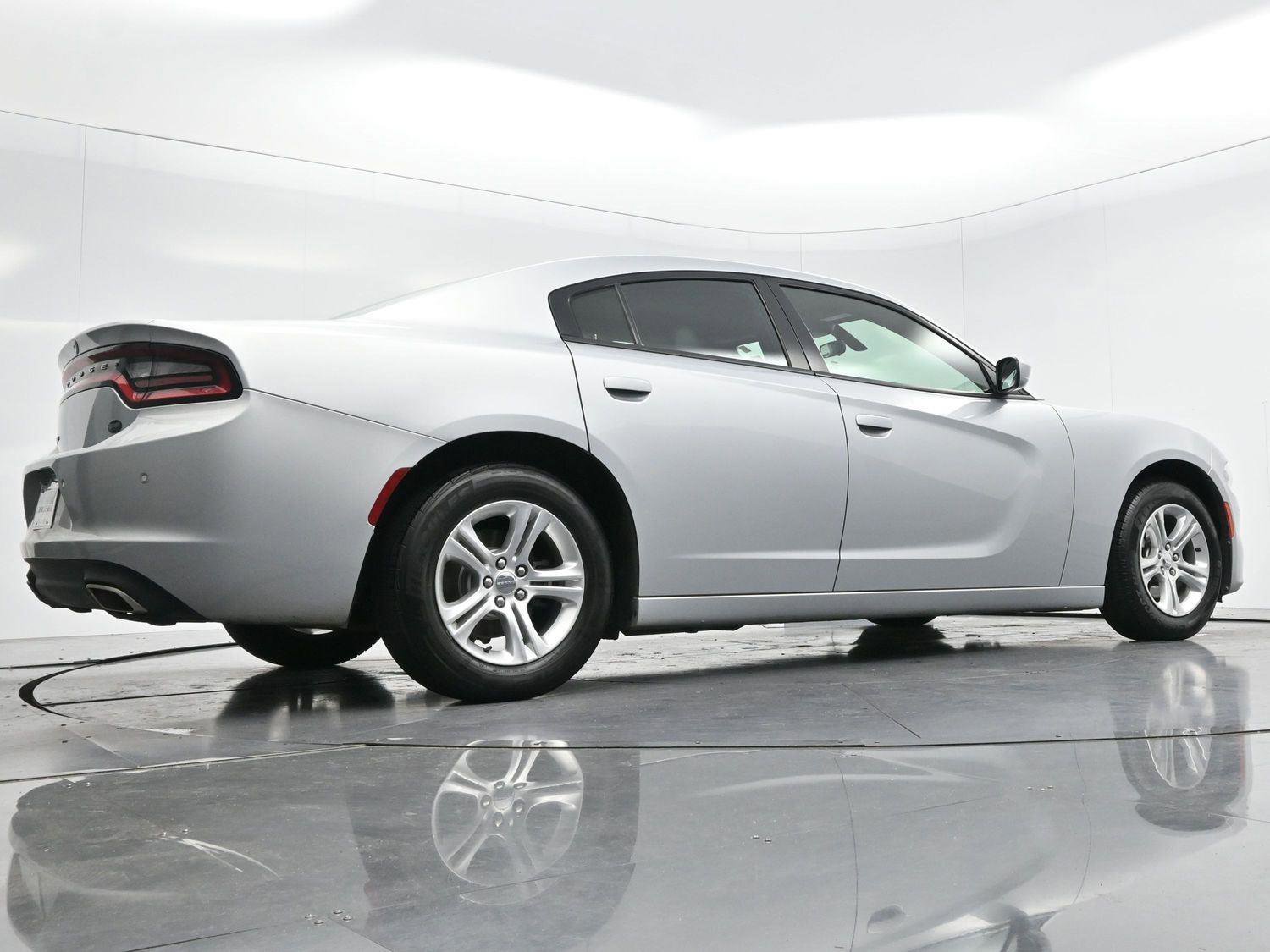 Used 2021 Dodge Charger SXT w/ Leather Interior Group image 55