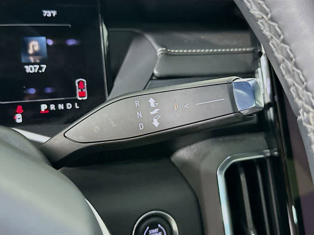 Used 2025 GMC Acadia Elevation FWD image 19