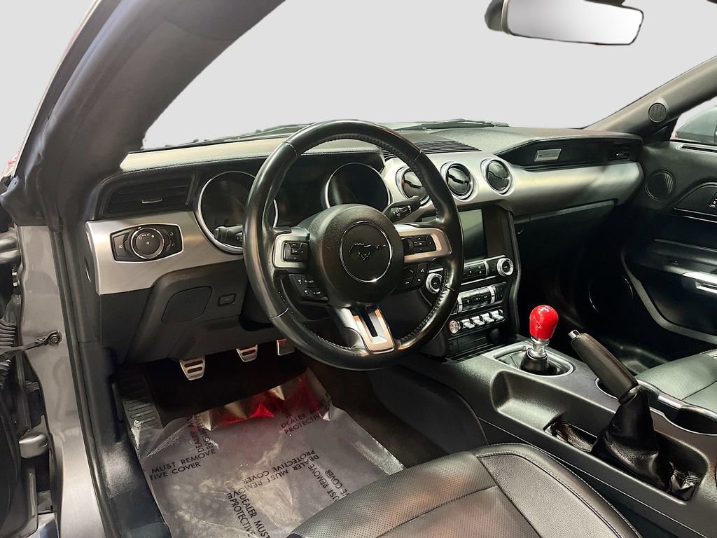 Used 2022 Ford Mustang GT Premium image 9