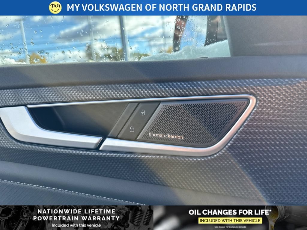 New 2026 Volkswagen Atlas Cross Sport SEL Premium R-Line AWD/4WD image 19