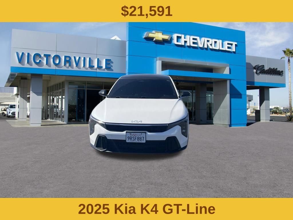 Used 2025 Kia K4 GT-Line w/ GT-Line Premium Package FWD image 2